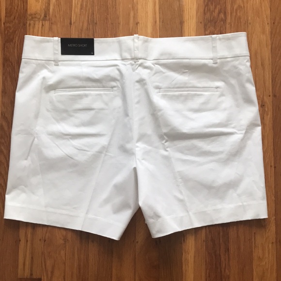 NWT Ann Taylor white metro shorts - Picture 2 of 5
